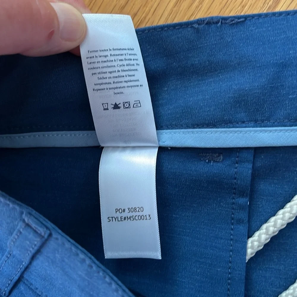 FAHERTY All Day shorts size 40 blue NWOT